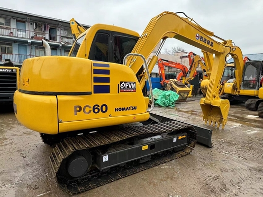 6 tonluk Japon orijinal kullanılmış Komatsu PC60-7 sürünen kazıcı satılıyor