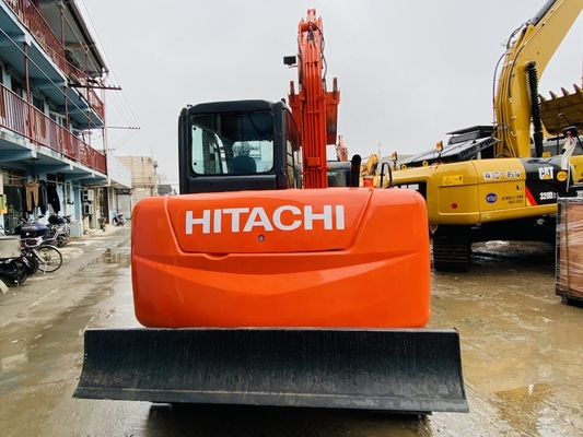 7 tonluk Japon orijinal kullanılmış Hitachi ZX70 sürünen kazma makinesi 40.5 kW motor gücü ve 0.3m3 kova kapasitesi ile