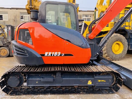 8 tonluk orijinal Japon Kullanılmış Kubota KX183 sürünen kazıcı 47.8 KW motor gücü ve 0.31 m3 kova kapasitesi ile