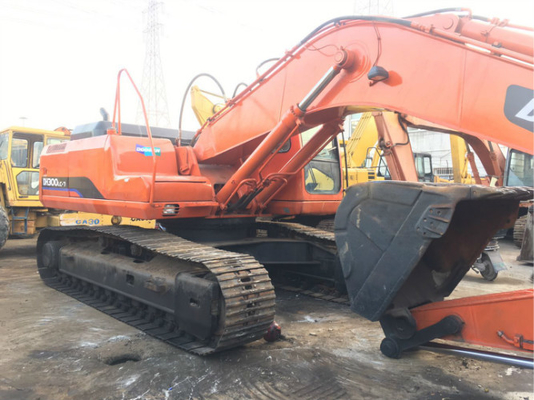 30 tonluk orijinal kullanılmış Doosan DH300LC-7 1.27 m3 kova kapasitesiyle sürünen kazıcı