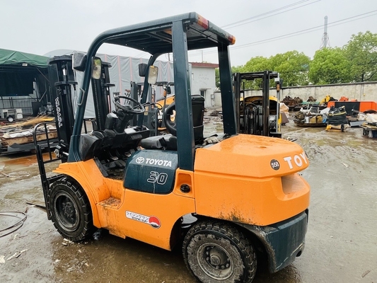 3 tonluk kullanılmış Toyota Çatal Aracı Japonya'dan orijinal Toyota Çatal Aracı ikinci el 3000mm
