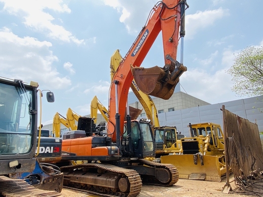 49 ton orijinal kullanılmış Doosan DX490LC-9C sürünen kazıcı 2.72 m3 kova kapasitesi ile ikinci el