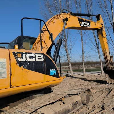 22 ton ikinci el JCB JS220LC sürünen kazıcı kullanılmış 129 KW motor gücü ve 1 M3 kova kapasitesi