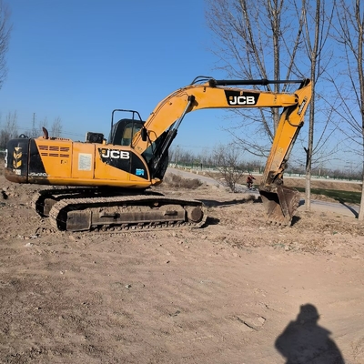 22 ton ikinci el JCB JS220LC sürünen kazıcı kullanılmış 129 KW motor gücü ve 1 M3 kova kapasitesi