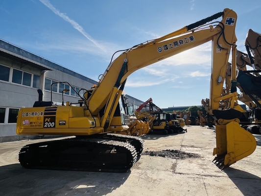 20 ton, % 100 ikinci el Komatsu PC200-8 sürünen kazıcı kullanılmış kazıcı orijinal Japonya Komatsu SAA6D107E-1
